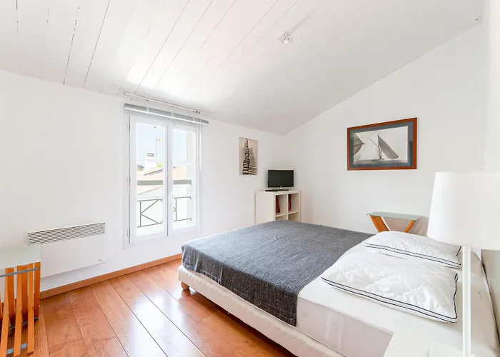 Casa de Férias Maison Avec Jardin Proche Des Plages *